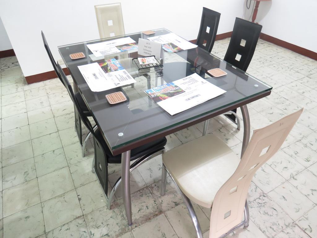 ميديلين Hostal Casa Prado المظهر الخارجي الصورة